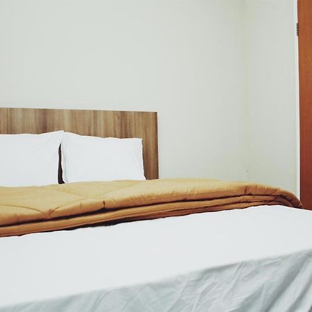 Comfy Homestay Джок'якарта Екстер'єр фото